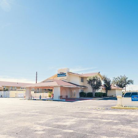 斯托克顿堡温德姆拉昆塔酒店 外观 照片